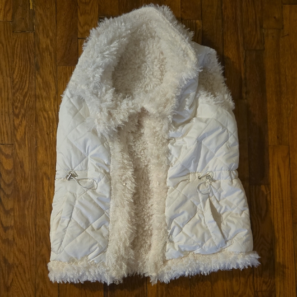 Weekend Routine Reversible Vest In Size Small